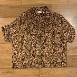 Leopard Print Cropped Leisure Shirt